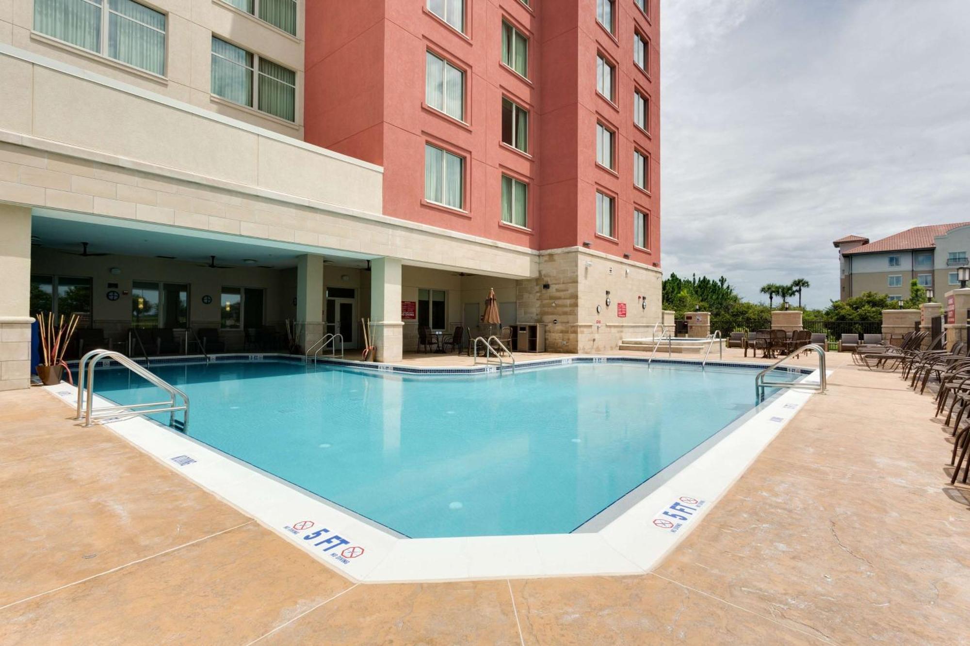 Drury Inn & Suites Fort Myers Airport Fgcu ภายนอก รูปภาพ