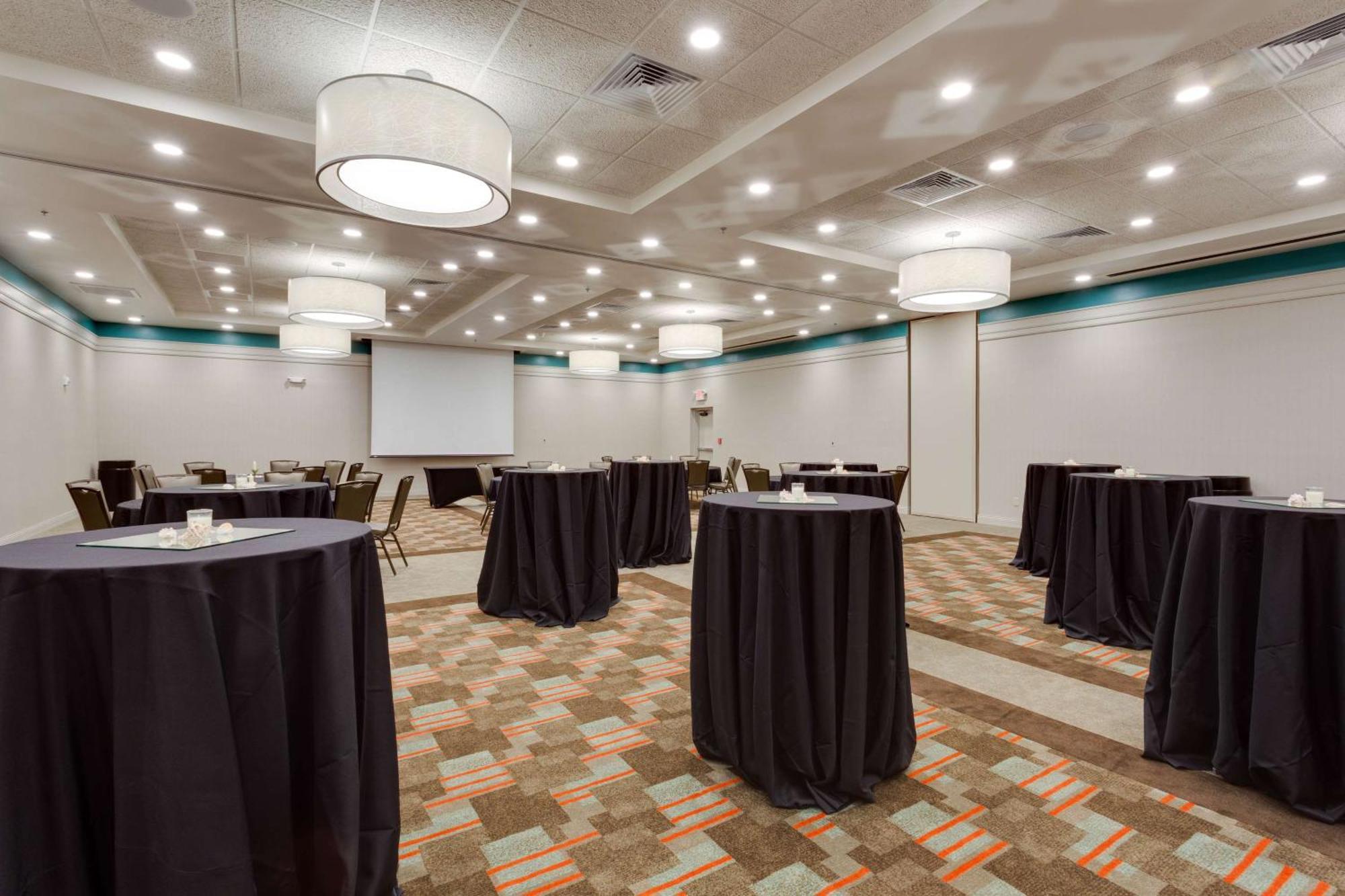 Drury Inn & Suites Fort Myers Airport Fgcu ภายนอก รูปภาพ